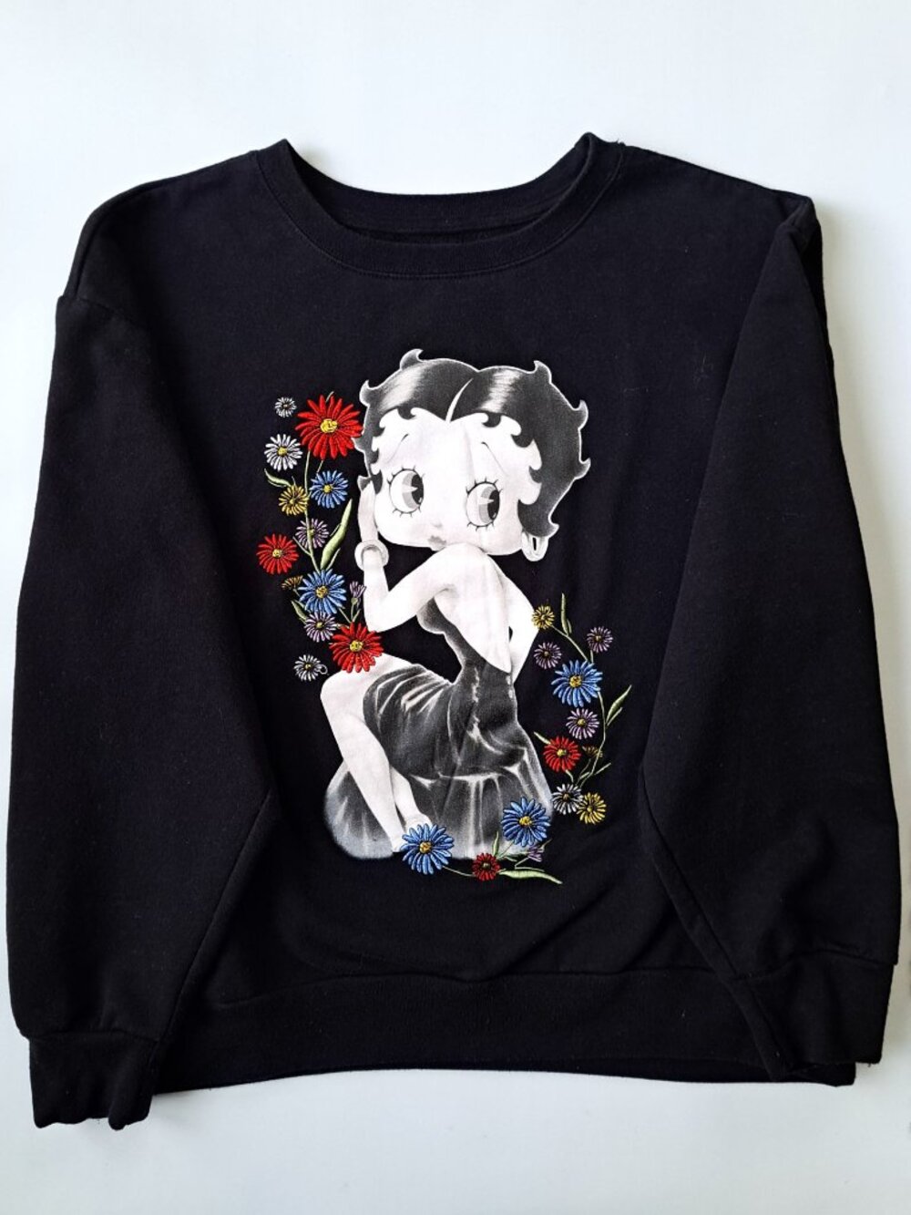 Betty Boop Junior Size (L) Black Long Sleeve Crew Neck Sweatshirt Embroidered